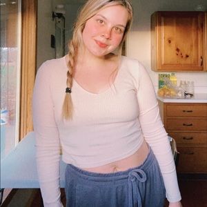 Meet your Posher, Carli